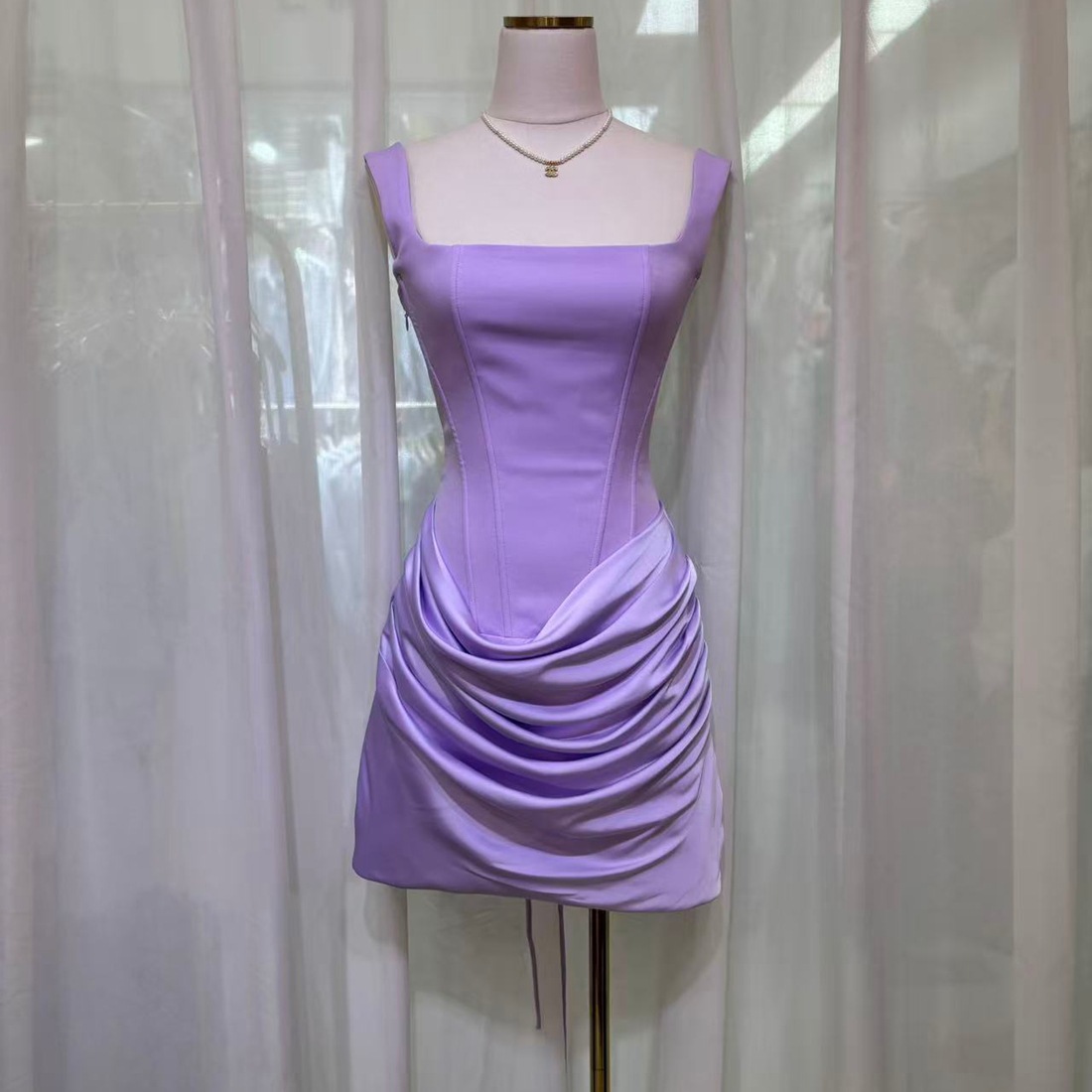Elegant Fishbone Strap Satin E - Women Formal Wear With Skirt 评论和价格