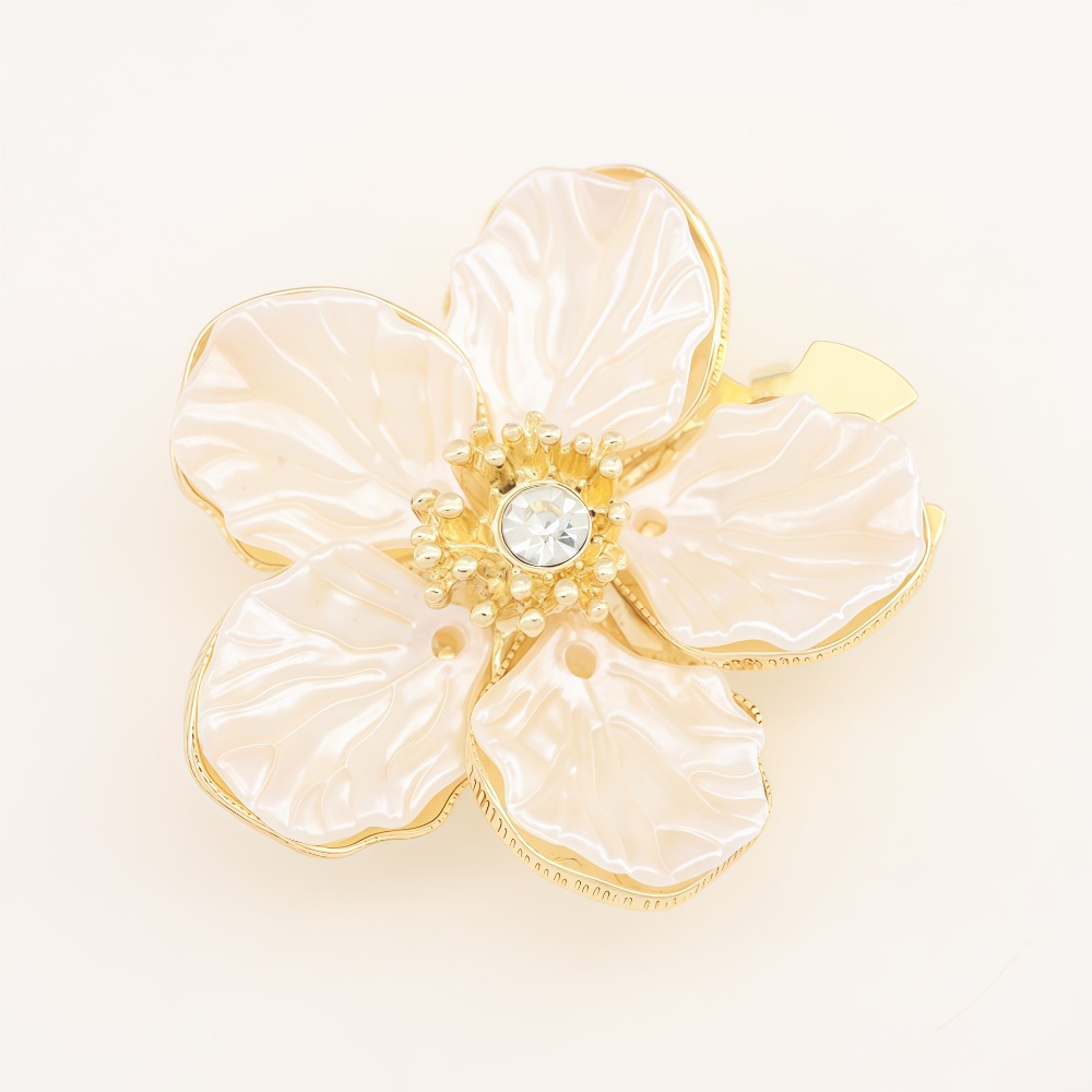 A Pair Vintage Petal Button Co - Women Formal Wear Designers 评论和价格